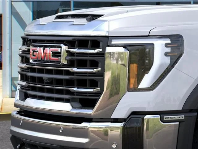 2026 GMC Sierra 2500HD SLT - Photo 13
