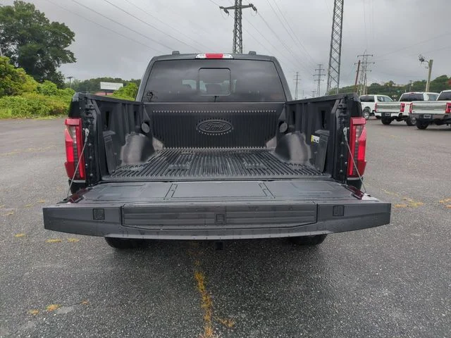 Used 2024 Black Ford XLT image 30
