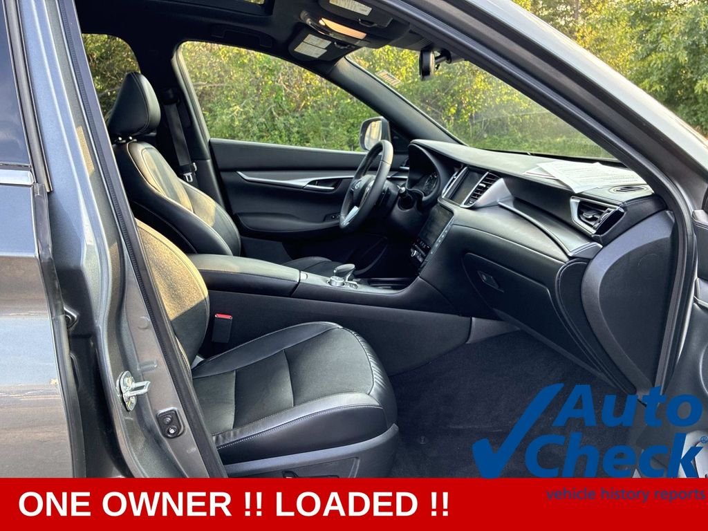 Used 2022 Gray INFINITI LUXE image 10