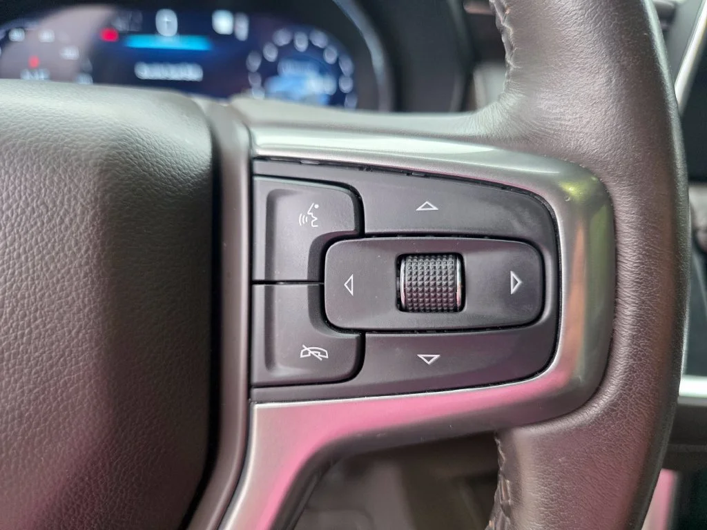 Used 2022 EMPIRE BEIGE METALLIC Chevrolet Z71 image 22