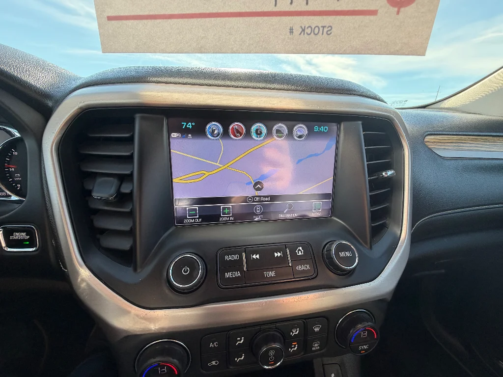 Used 2019 Ebony Twilight Metallic GMC Denali image 27