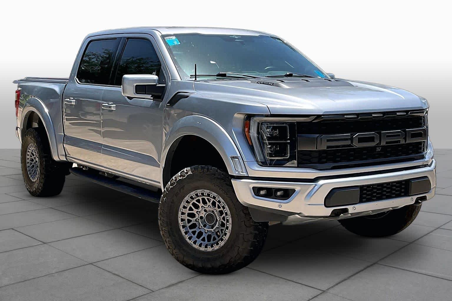 Used 2023 Iconic Silver Metallic Ford Raptor image 3