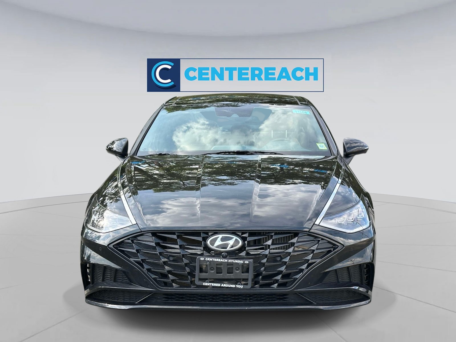 Certified Used 2023 Black Hyundai Limited image 2