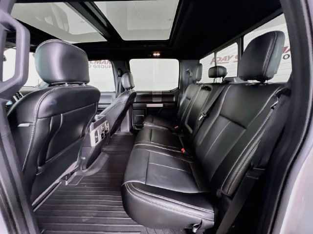 Used 2020 White Ford XL image 24
