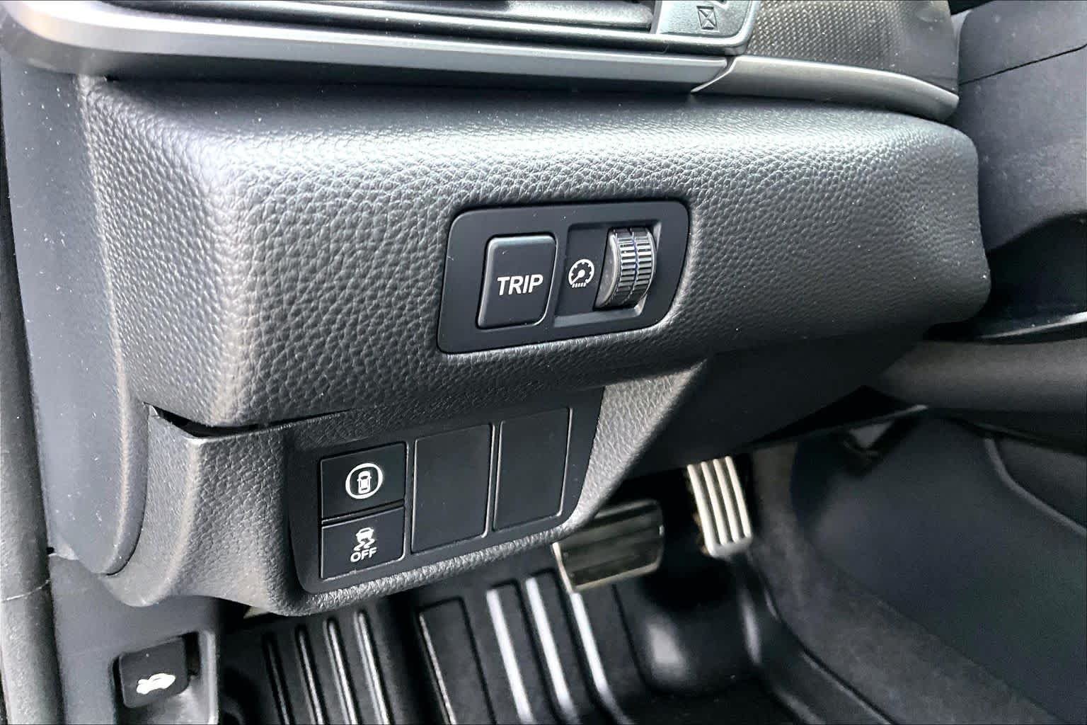 Used 2022 Crystal Black Pearl Honda Sport image 32