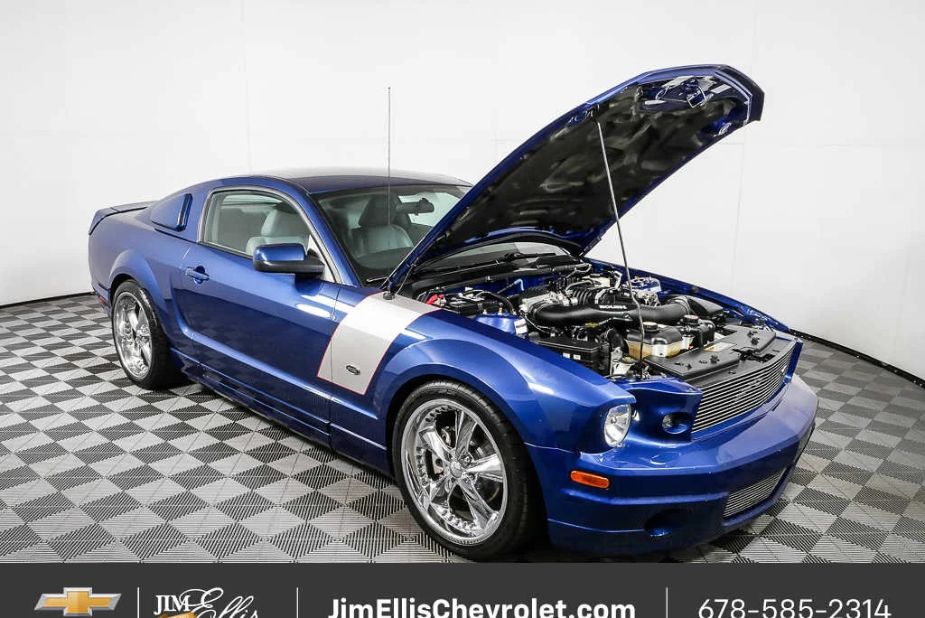 Used 2007 Windveil Blue Metallic Ford GT Premium image 30