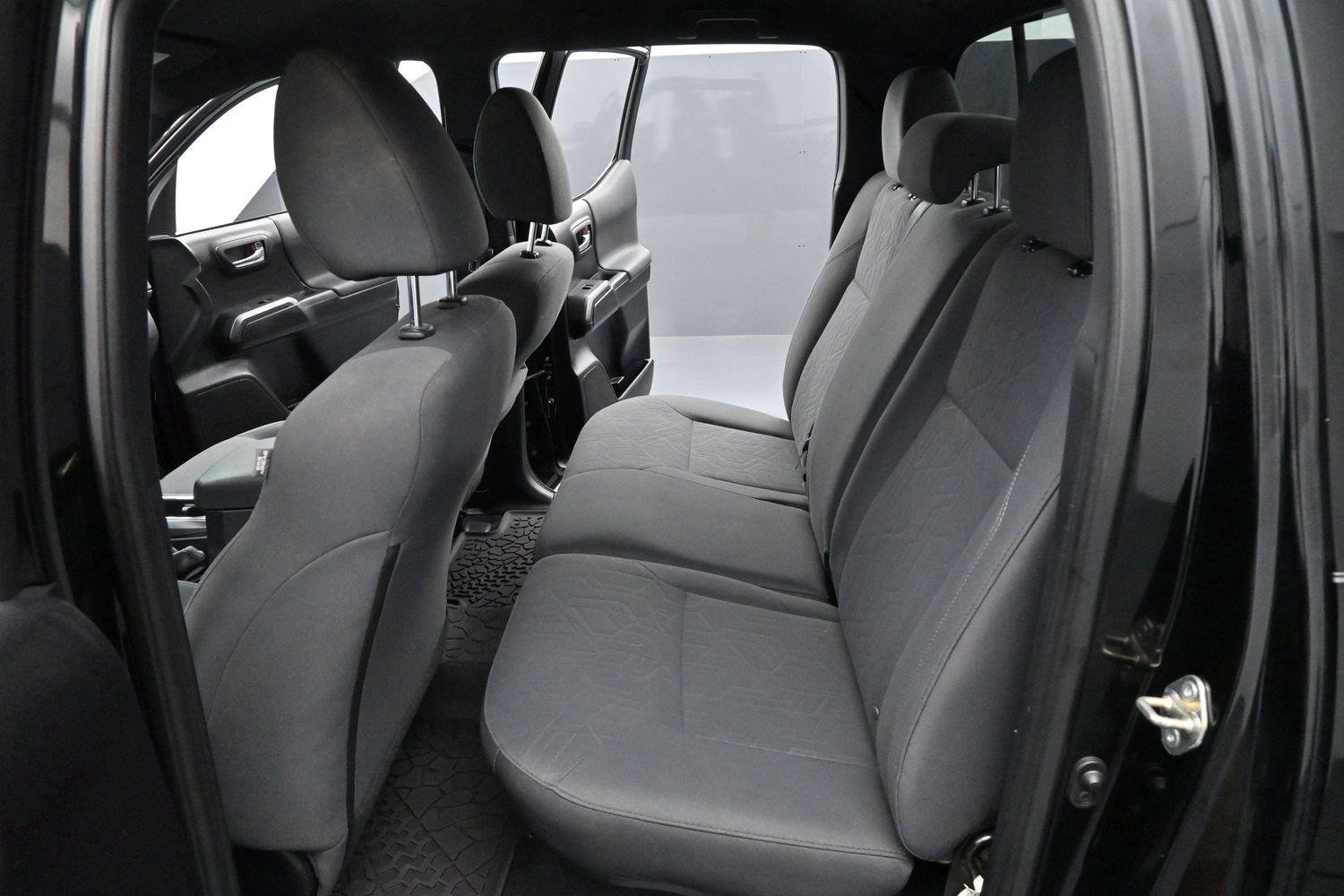 Used 2019 Midnight Black Metallic Toyota SR5 image 25