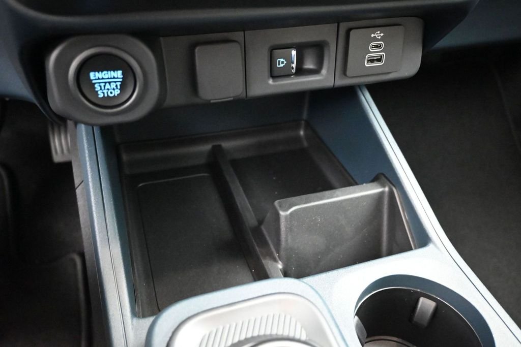 New 2026 Oxford White Ford Lariat image 17