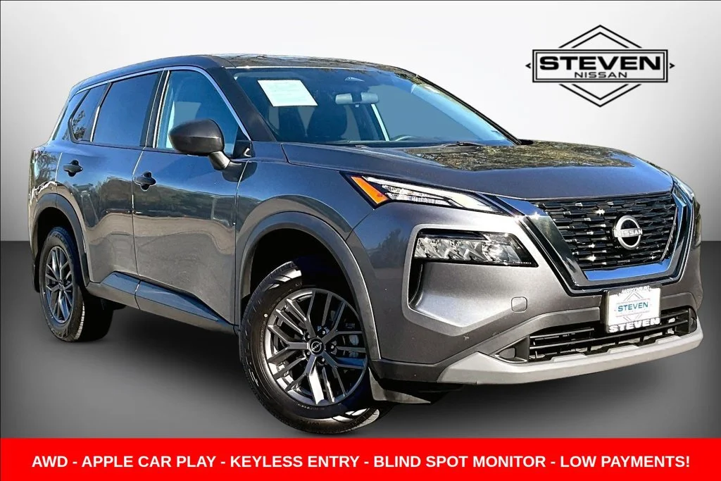 Used 2023 Gray Nissan S image 1
