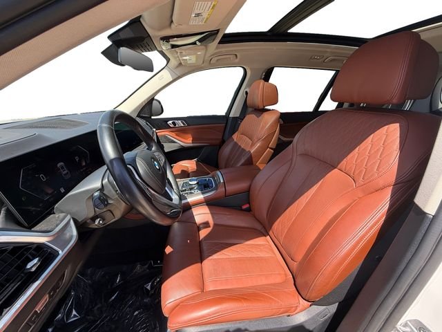 Used 2023 White BMW xDrive40i image 10