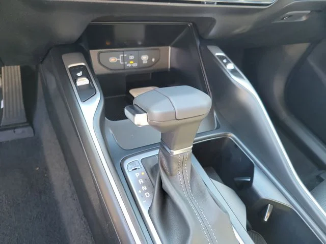 New 2026 Ivory Silver Kia S image 19