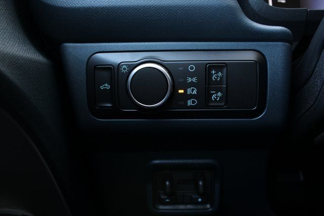 2025 Ford Maverick XLT - Photo 16