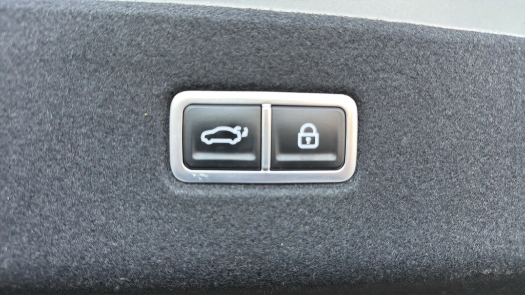 Used 2023 Curated Silver Hyundai SEL image 13