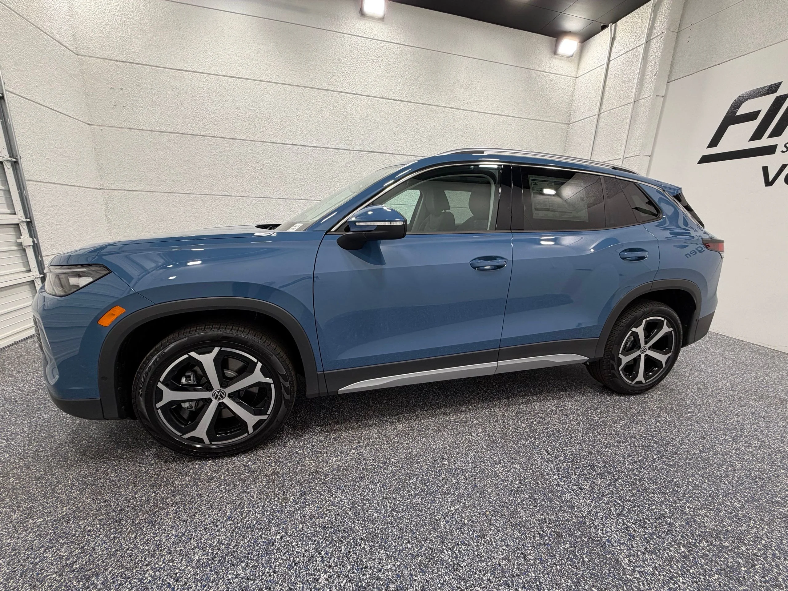 New 2026 Blue Volkswagen SE image 2