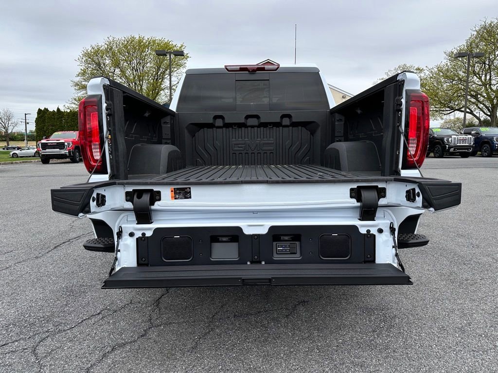 New 2026 Glacier White Tricoat GMC Denali Ultimate image 41