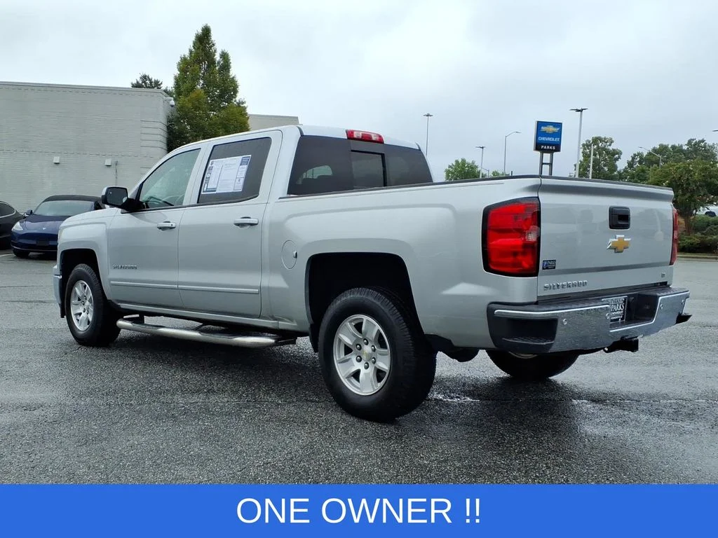 Used 2015 Silver Chevrolet LT image 5
