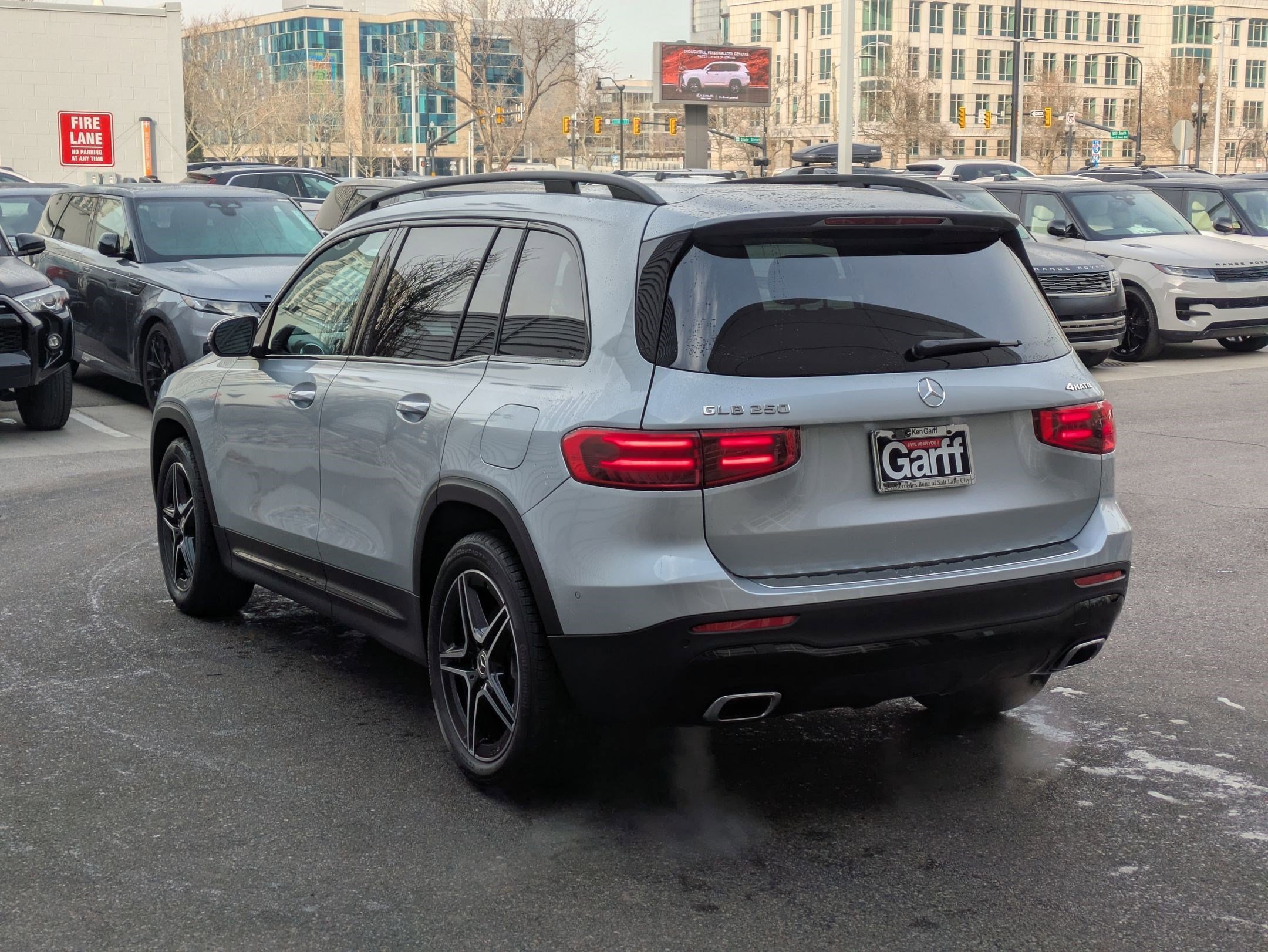 New 2026 Cirrus Silver Metallic Mercedes-Benz GLB 250 image 23