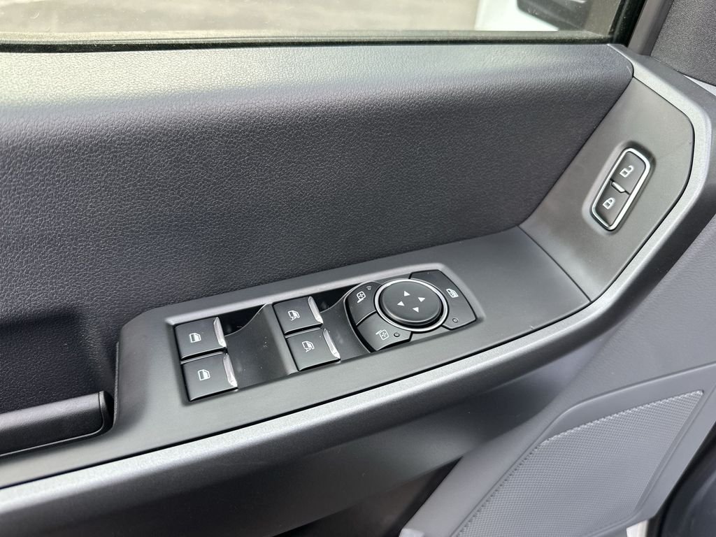 New 2026 Oxford White Ford F-250® XLT image 13