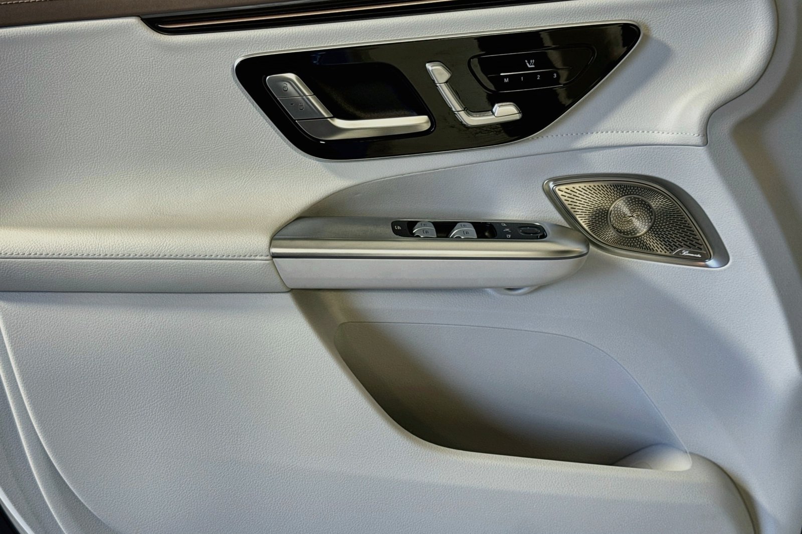 Certified Used 2023 Polar White Mercedes-Benz EQE 350 image 17