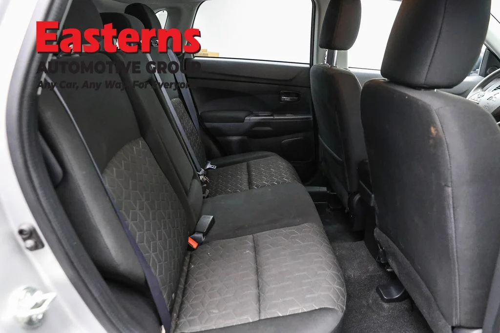 Used 2021 Silver Mitsubishi 2.0 ES image 81