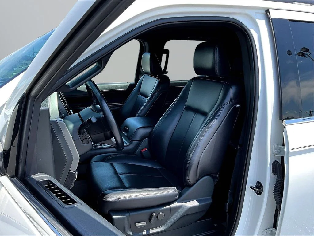 Used 2021 White Ford XLT image 21