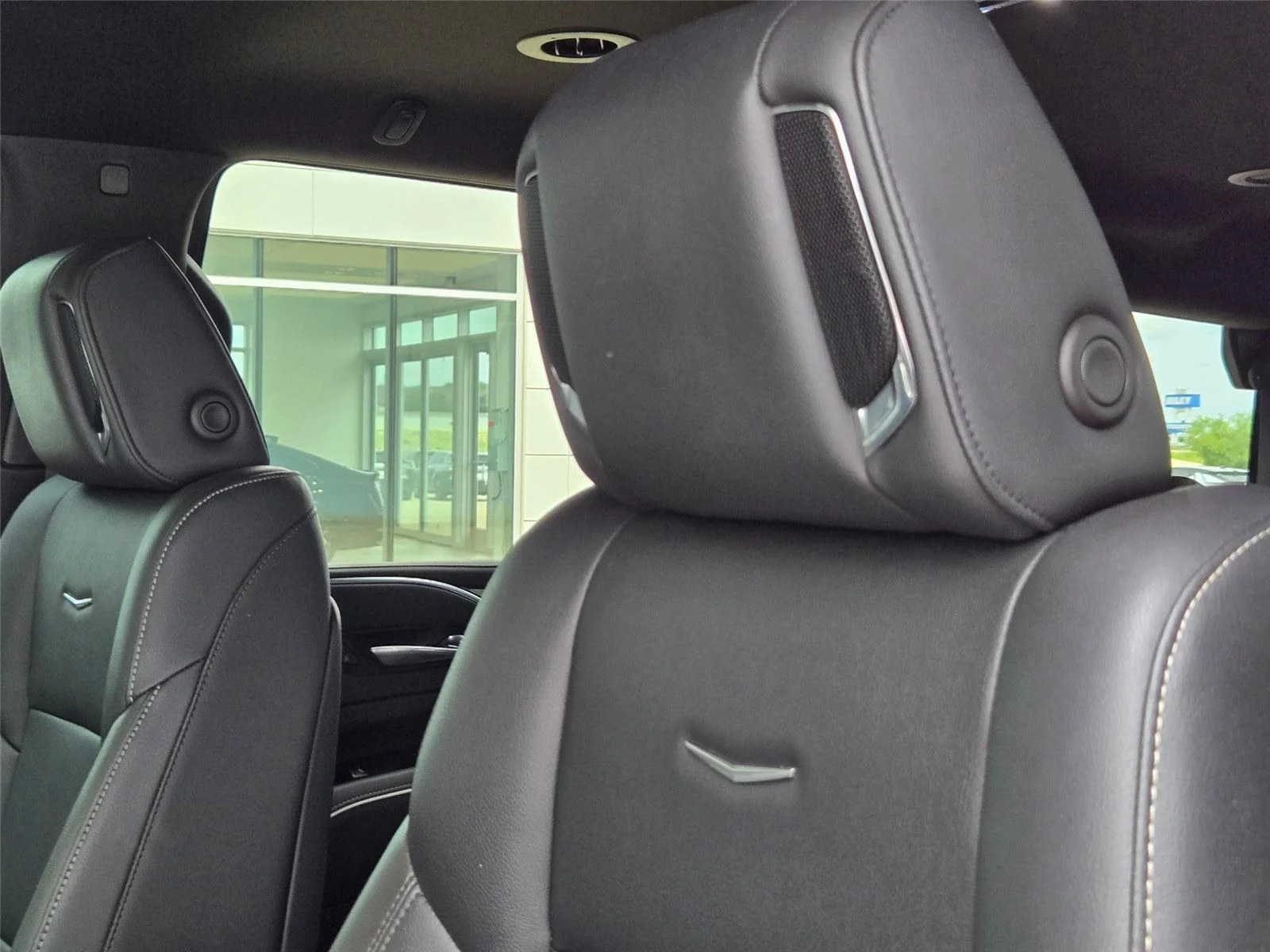 Used 2022 Black Raven Cadillac Luxury image 11
