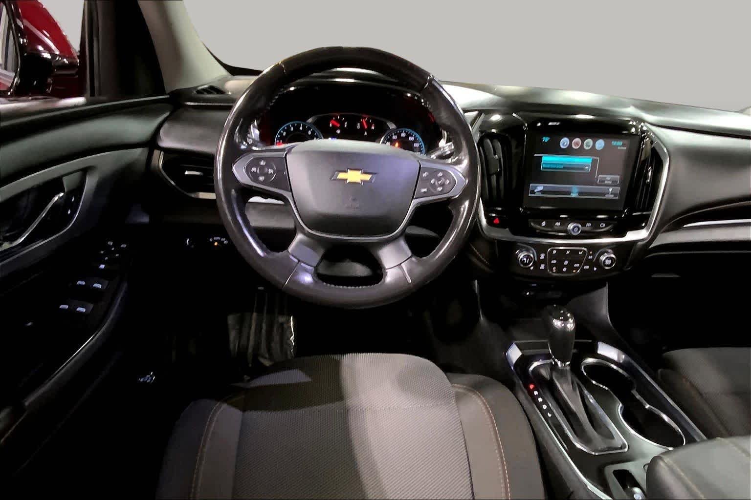 Used 2018 Cajun Red Tintcoat Chevrolet LT Cloth image 6