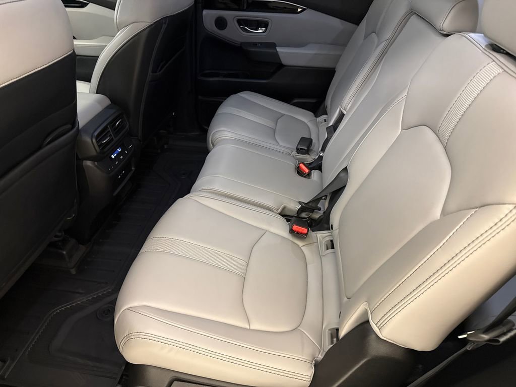 2025 Honda Pilot EX-L - Photo 51