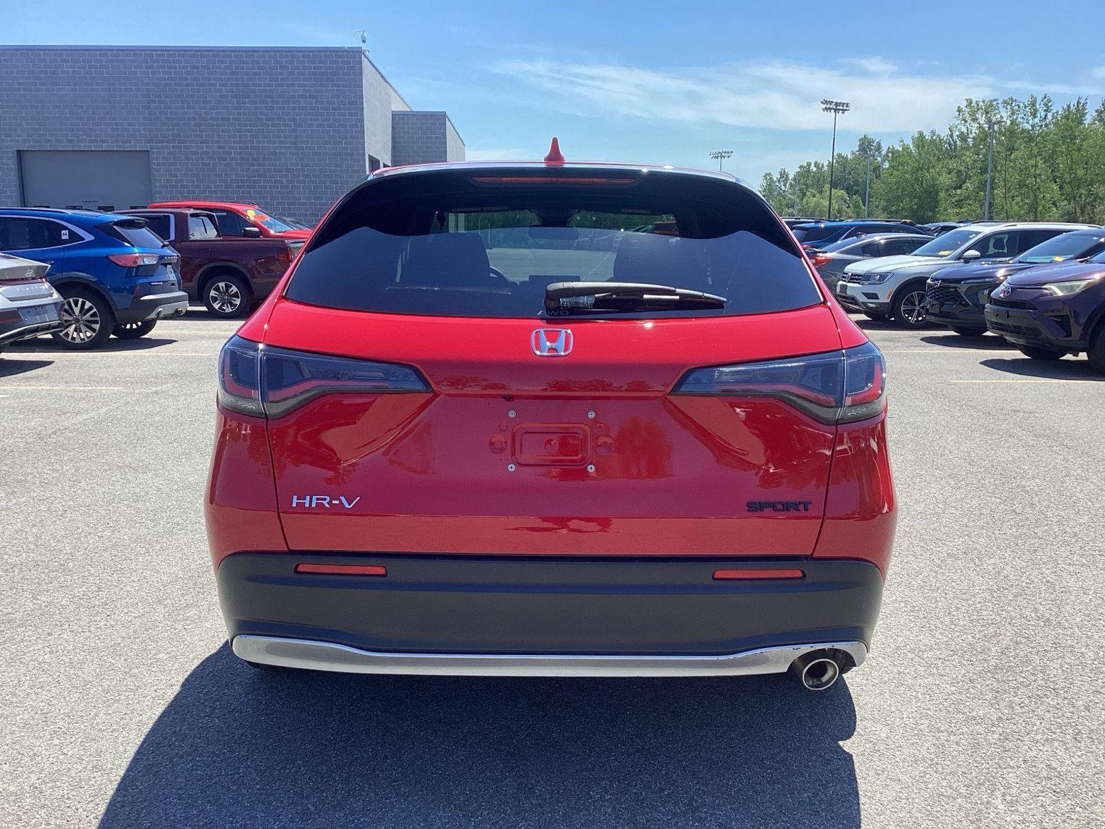 Used 2024 Milano Red Honda Sport image 6