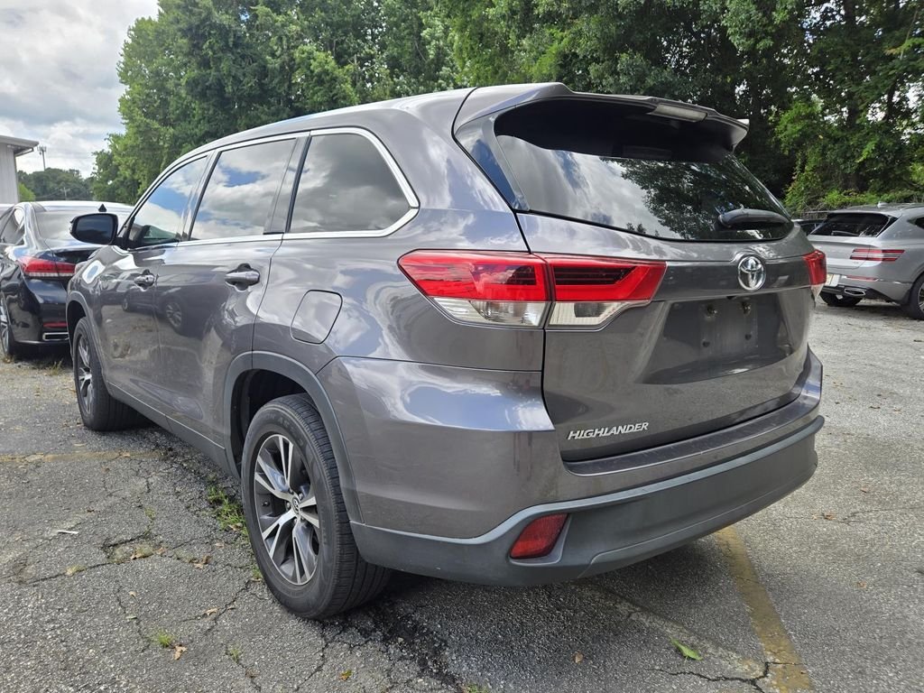 Used 2019 Gray Toyota LE image 3