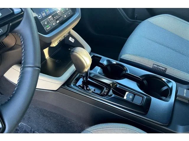 New 2026 CRYSTAL WHITE PEARL Subaru Premium image 21