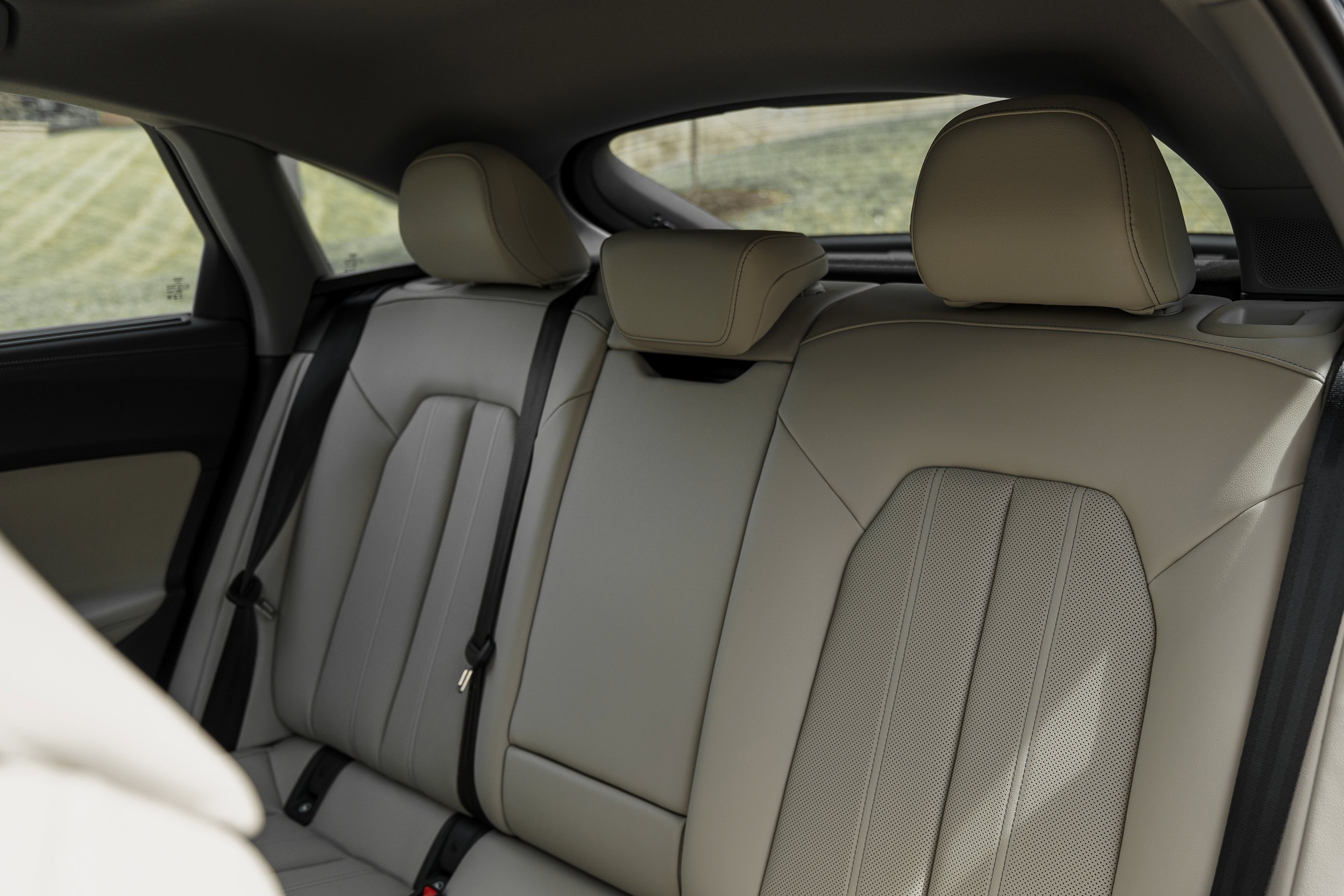 New 2026 FIRMAMENT BLUE Audi Prestige image 25