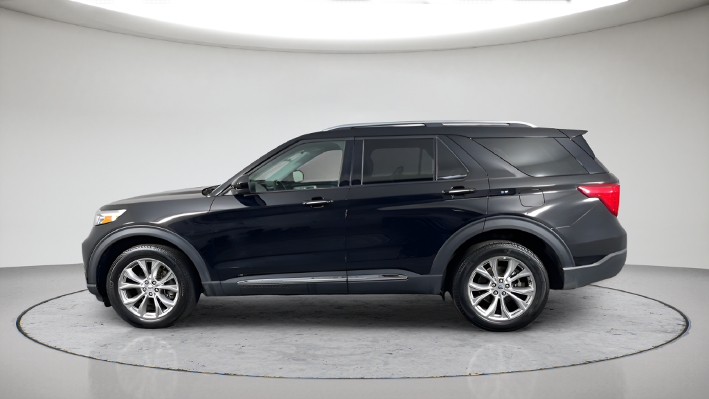 Used 2024 Black Ford Limited image 7