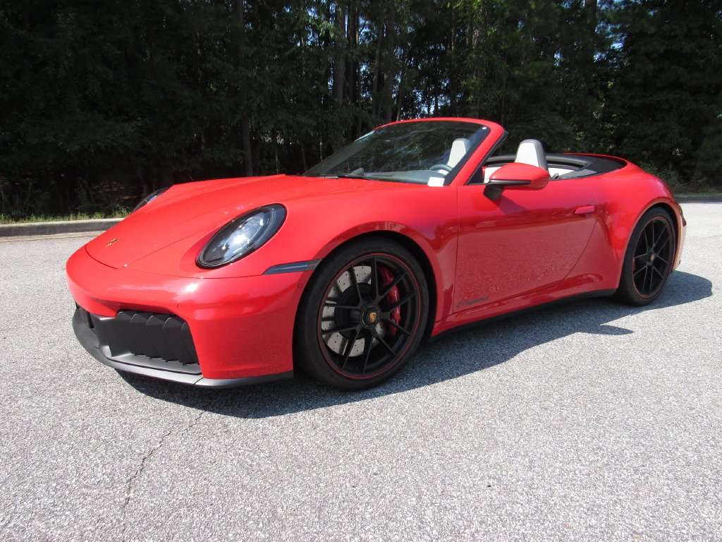 2026 Porsche 911 Carrera 4 GTS