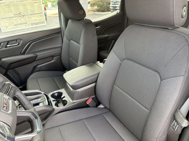 New 2026 Onyx Black GMC Elevation image 20