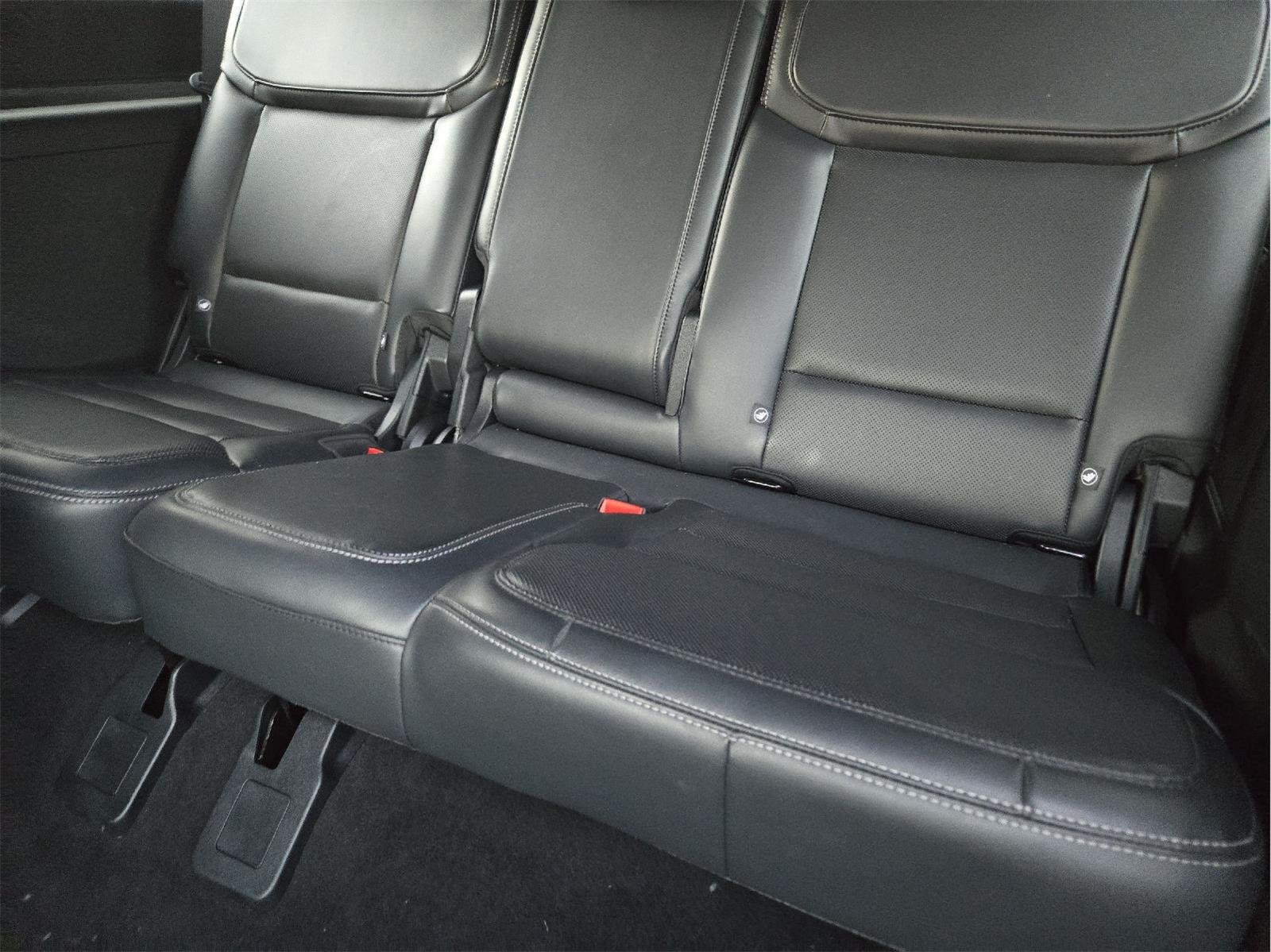 New 2026 Star White Metallic Tri-Coat Ford MAX Platinum® image 18