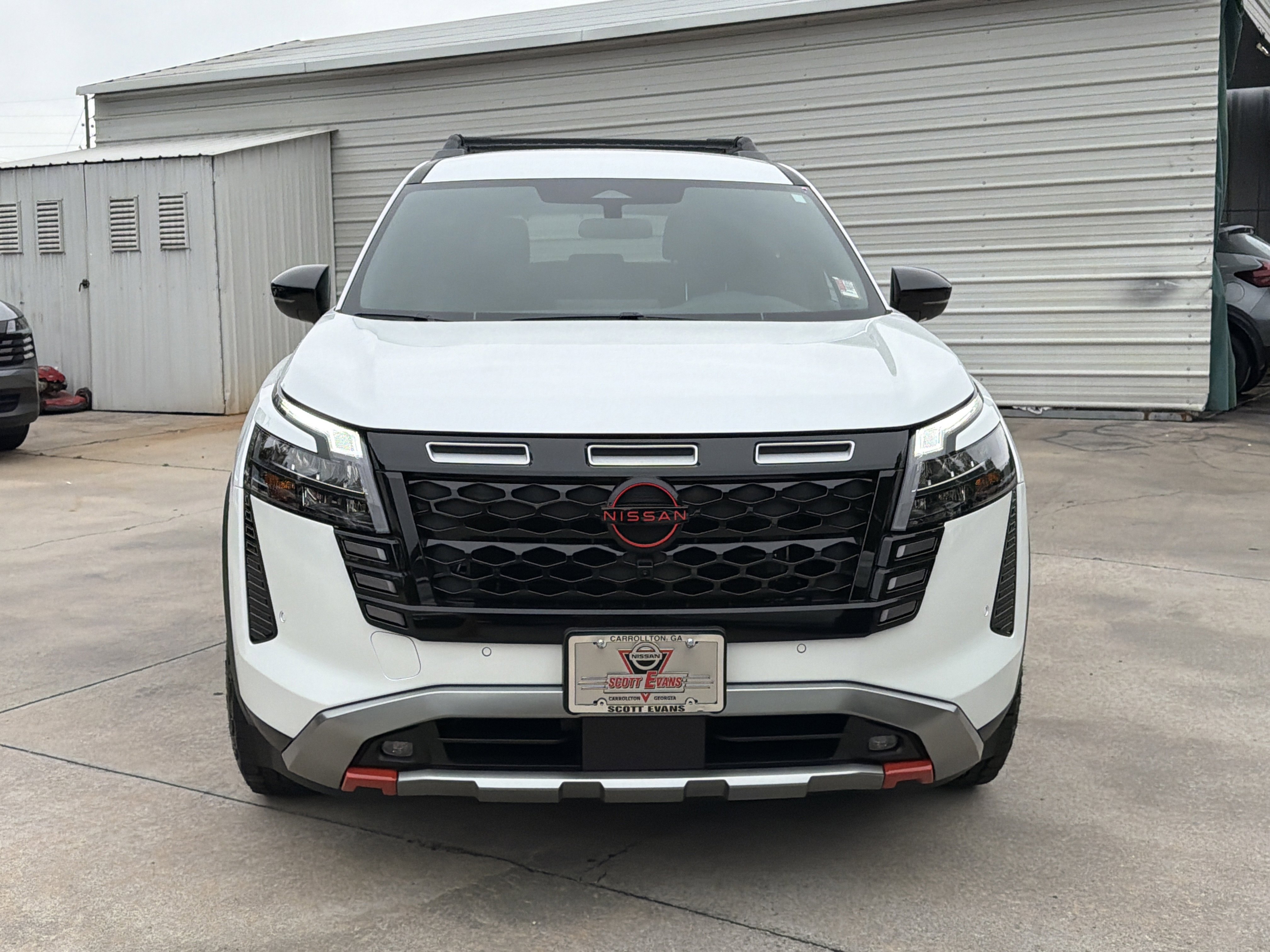 New 2026 Everest White Pearl Tricoat Nissan Rock Creek image 3
