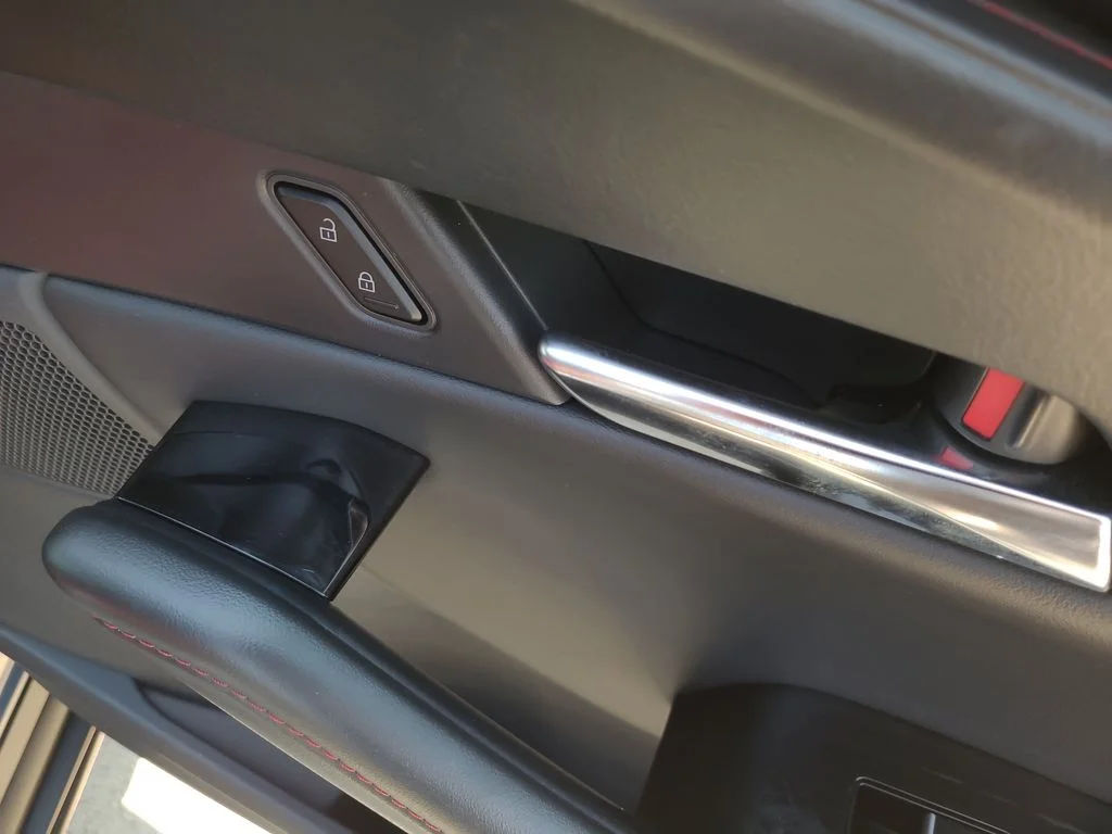 Used 2025 Gray Mazda 2.5 S Carbon Edition image 10