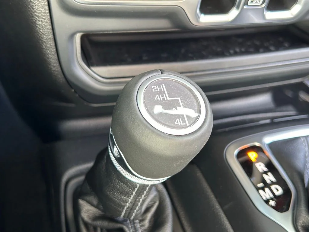 Used 2024 Blue Jeep Sahara image 43