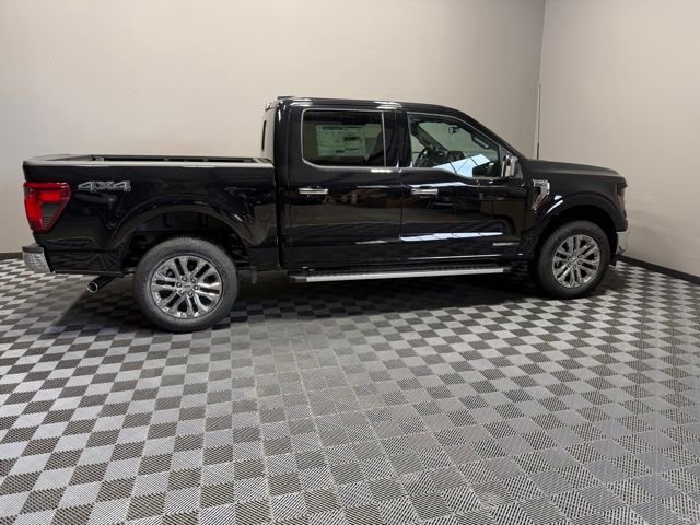 New 2026 Agate Black Metallic Ford XLT image 7