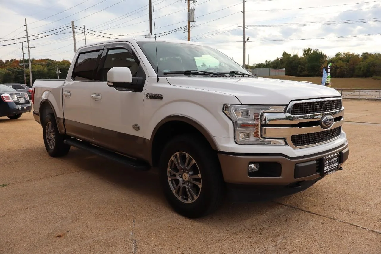 Used 2018 White Platinum Metallic Tri-Coat Ford King Ranch image 9