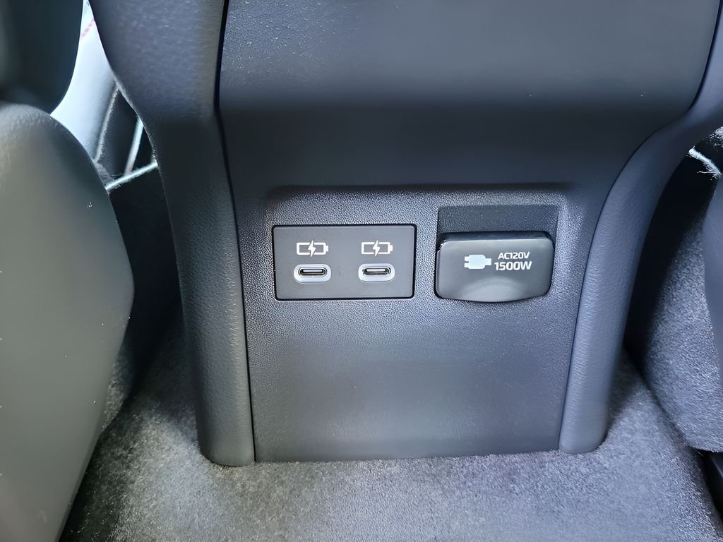 2026 Toyota Prius Plug-in Hybrid XSE - Photo 8