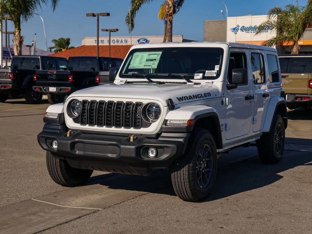 New 2026 Bright White Clearcoat Jeep 85th Anniversary Edition image 7