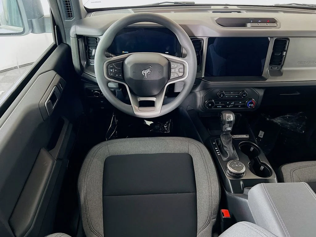 New 2025 Oxford White Ford Base image 23