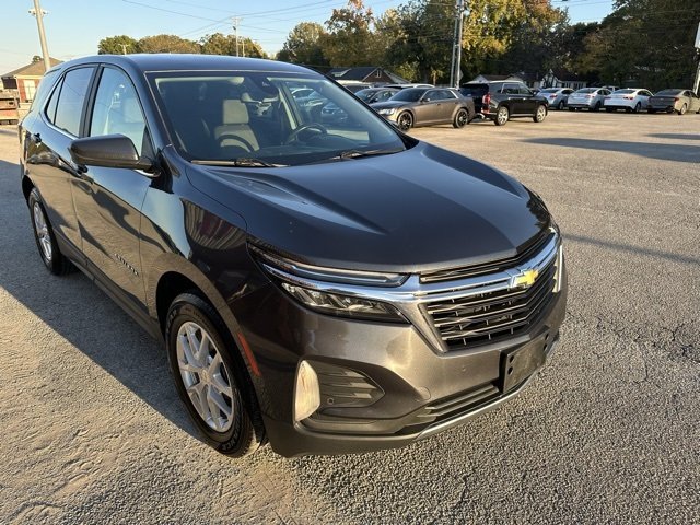 2022 Chevrolet Equinox LT photo 3