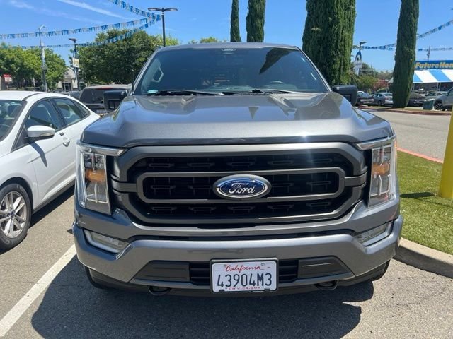 Used 2022 Gray Ford XLT image 2