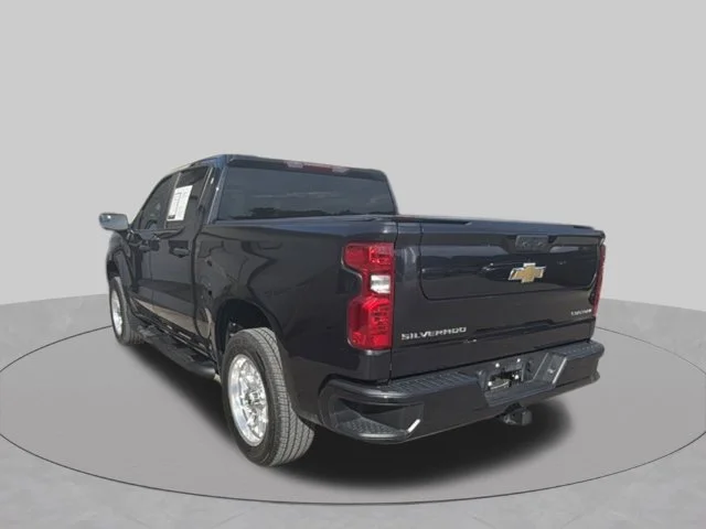 Used 2023 Gray Chevrolet Custom image 5
