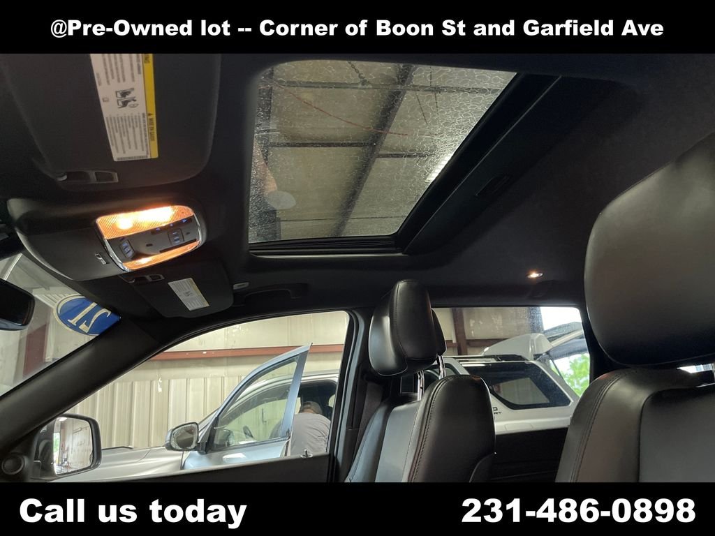 Used 2021 Silver Jeep Limited image 13