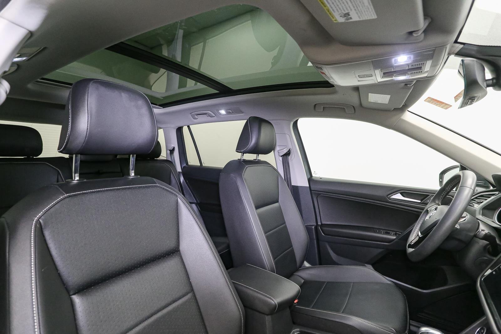 Used 2021 Platinum Gray Metallic Volkswagen SE image 20