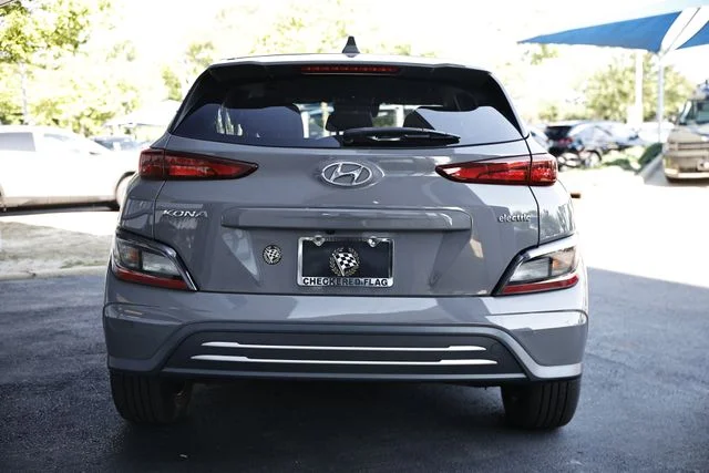Used 2023 Galactic Gray Hyundai SE image 10